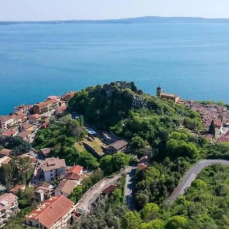 Natuscia Trevignano - Francesconi Villa With Garden Trevignano Romano Exterior photo